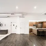 Luxurious 3 Bedroom Beautifully Renovated Loft
