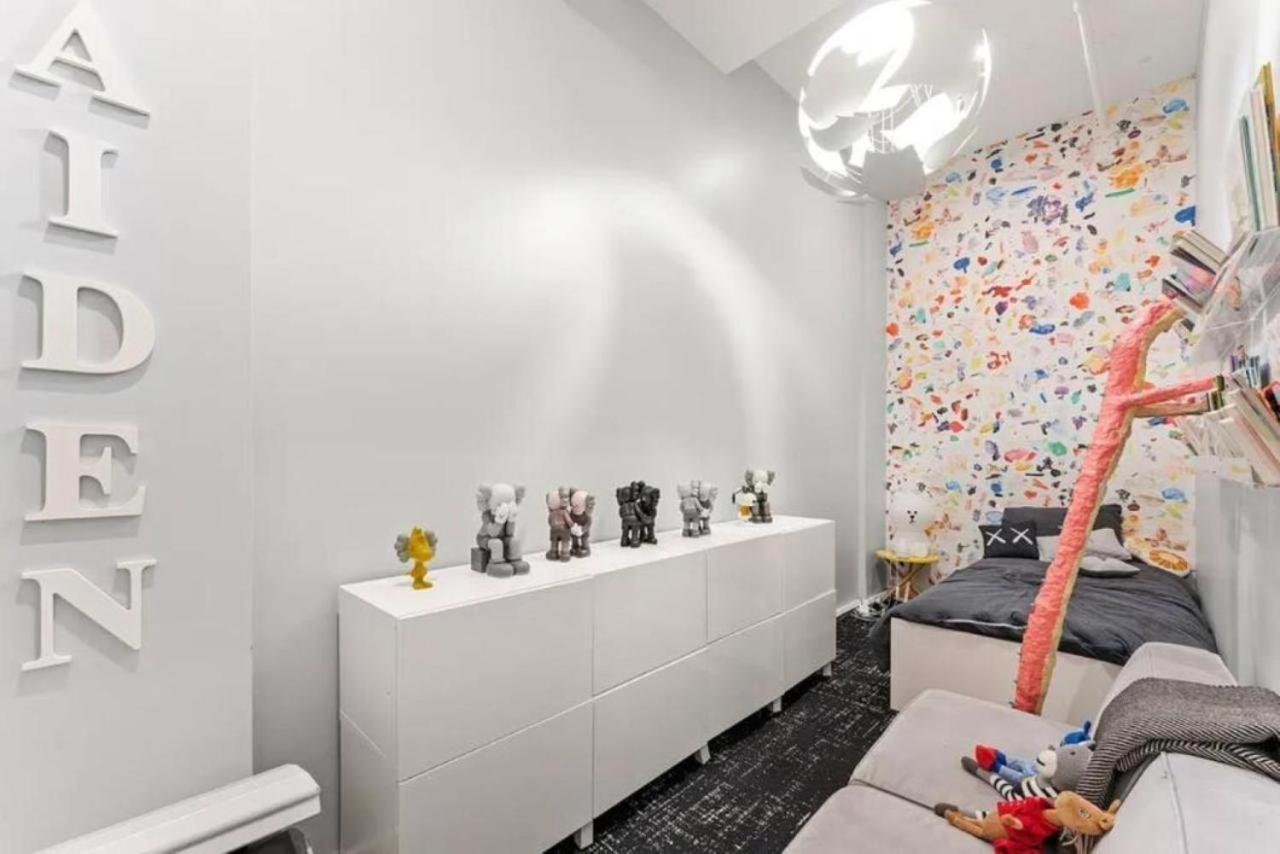 Apartment Luxurious 3 Bedroom Beautifully Renovated Loft *